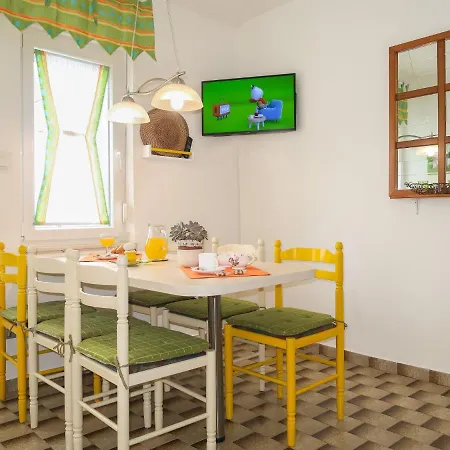 Rea - Ckv110 By Interhome Crikvenica
