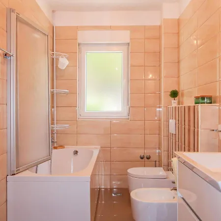 Rea - Ckv110 By Interhome * Crikvenica