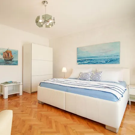 Διαμέρισμα Rea By Interhome Crikvenica