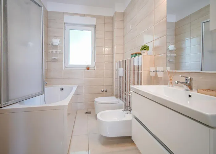 Rea By Interhome Appartement Crikvenica
