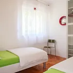 Rea By Interhome