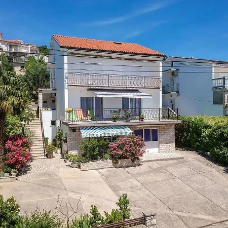 Rea By Interhome * Crikvenica