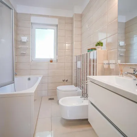 Rea By Interhome Apartament Crikvenica